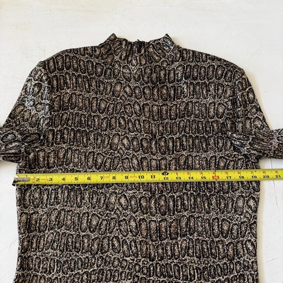 St John Evening Collection Reptile Snake Print Textured Sequin Chic Dress Sz 12 - Picture 6 of 7